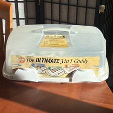 Wilton Ultimate 3-in-1 Cupcake Muffin Cake Caddy Carrier Large 2011 New