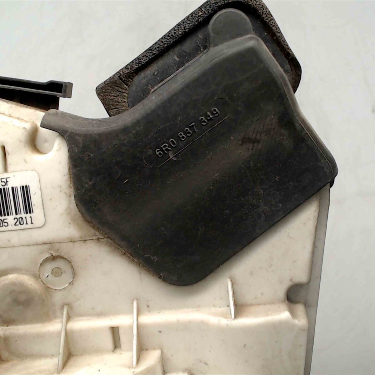 Serratura chiusura post Sx VW Polo MK5 6R 1.6 TDI 5P 2009-18 - Usato Garantito