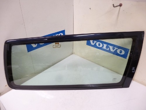 VITRE ARRIÈRE Volvo V70 (SW) Combi 2.5 T 20V (B5254T2) 2005 30674477 / 30674475 - Photo 1/4