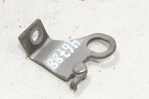 VW Polo 6N2 (99-01) 1,4 AUD 44KW 60PS Halter Halterung am Motor #46788-B302