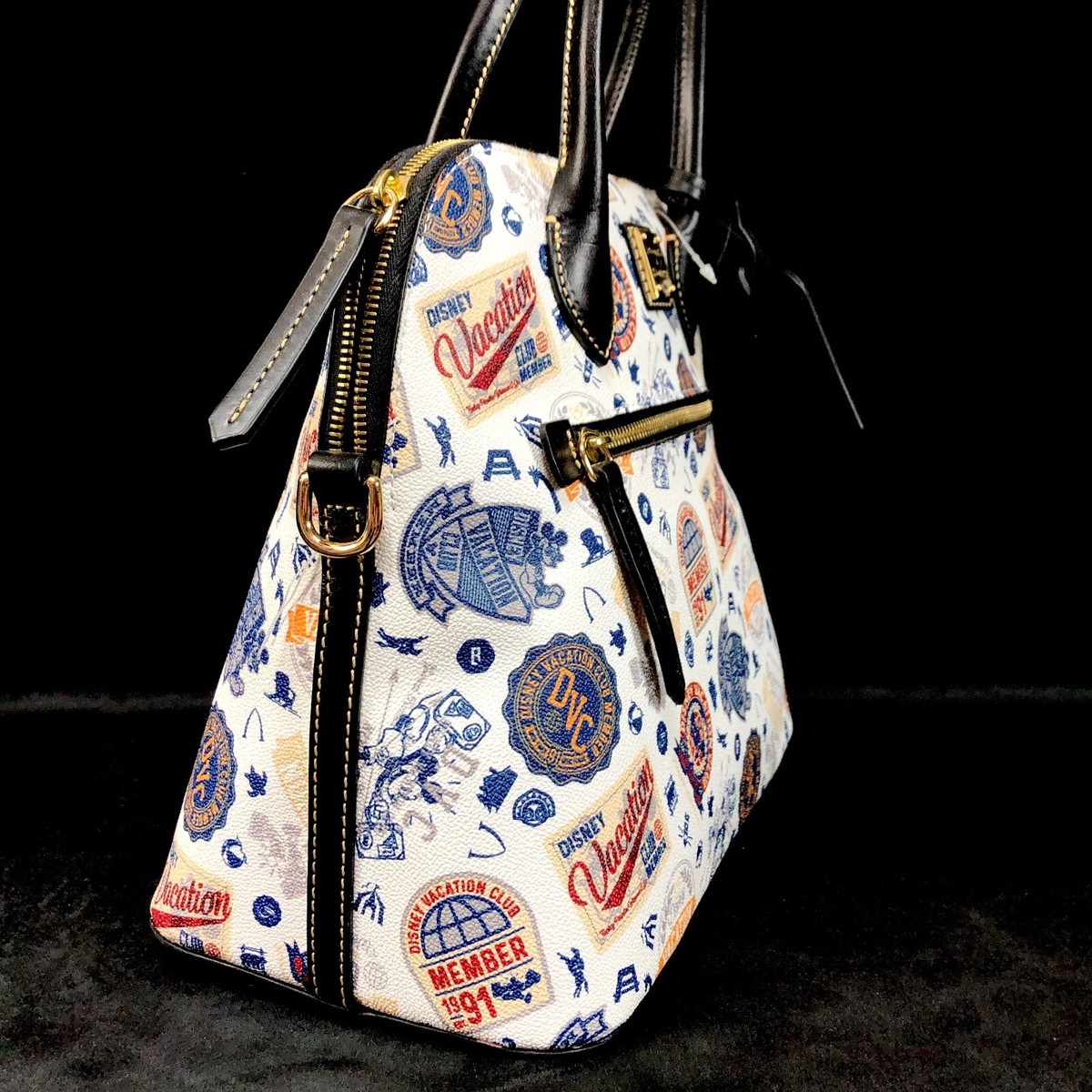 2021 Disney Parks Dooney & Bourke DVC Vacation Club Satchel Hand 