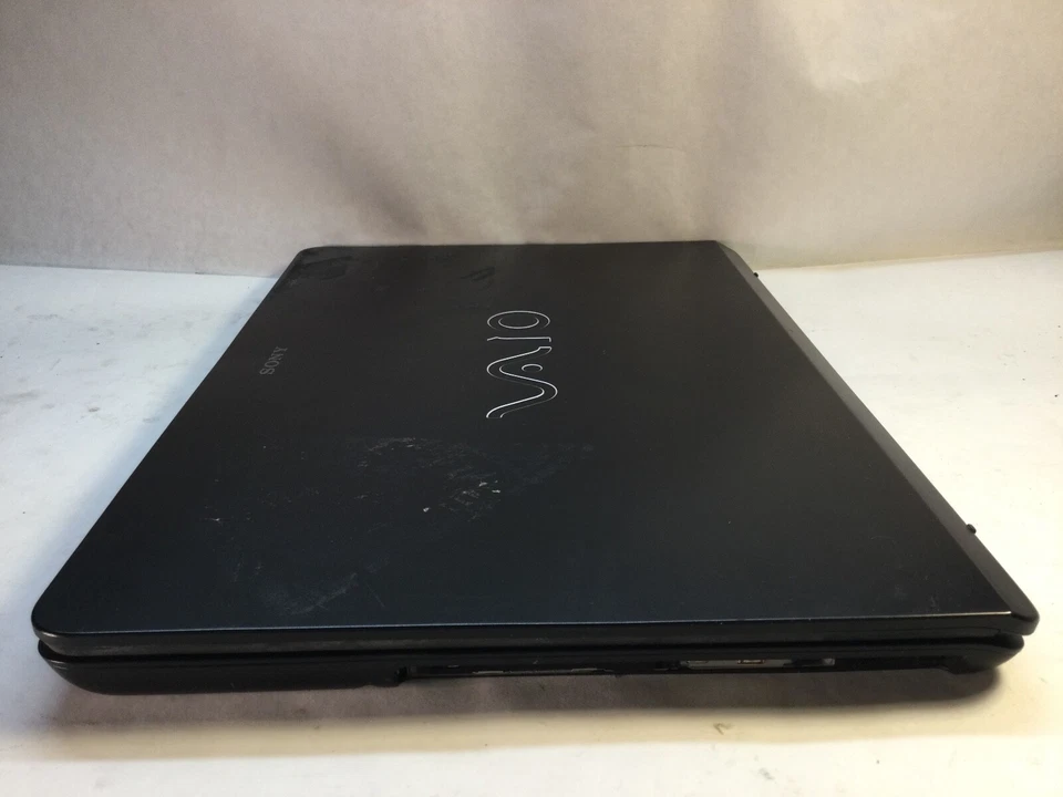 Sony Vaio SVF14A15CXB 14" Laptop Intel Core i5-3337U- BOOTS TO BIOS - MZ - Image 4 of 4