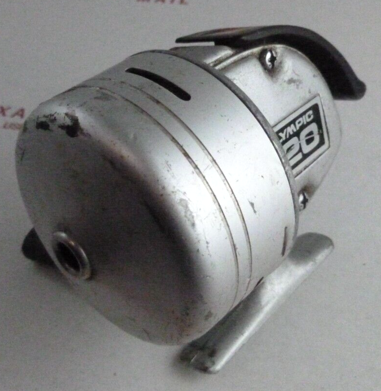 Vintage Olympic 120 Fishing Reel Casting Spincast Spincasting