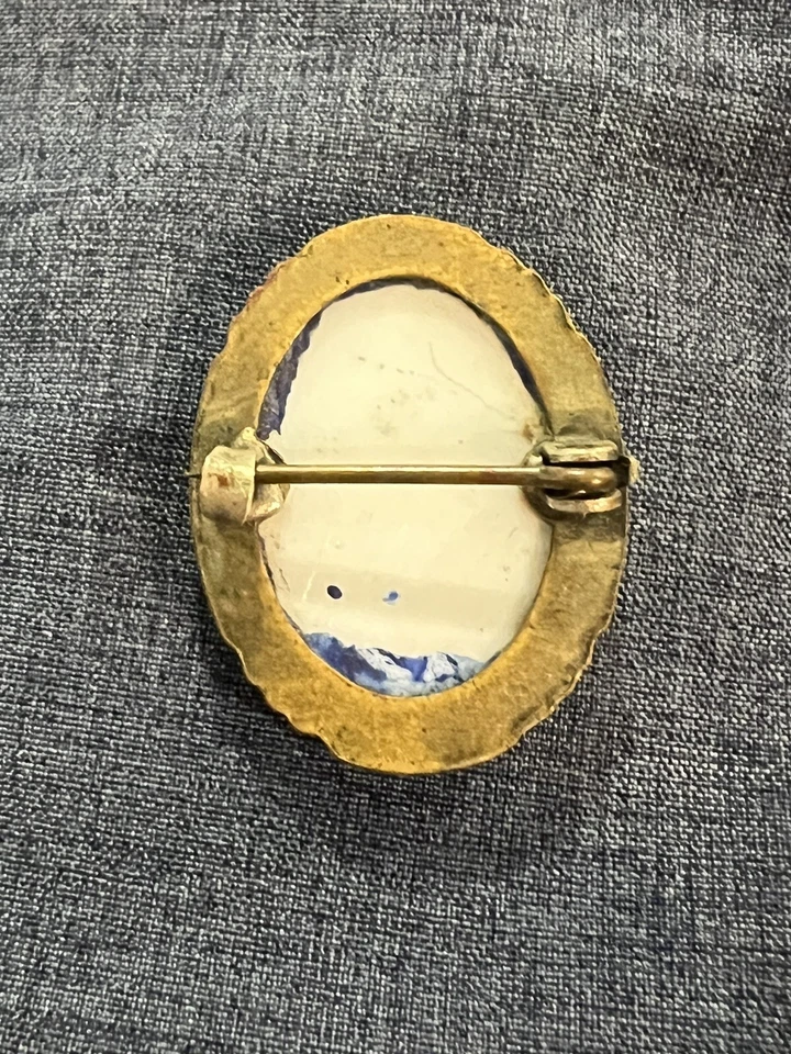 Broche camafeo Art Deco vintage azul y blanco bisel de latón/bronce ca 1930-60s A1 Foto 3 de 4