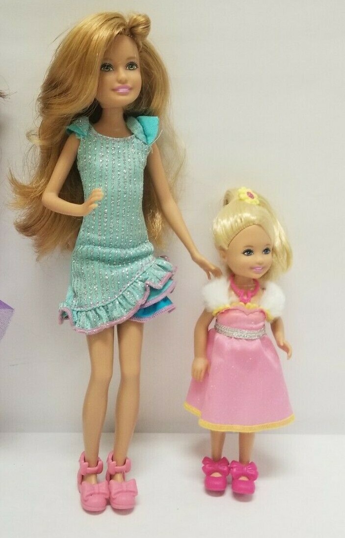Muñeca Barbie Chelsea Y Steisy BARBIE VAMOS DE CAMPING STACIE Y