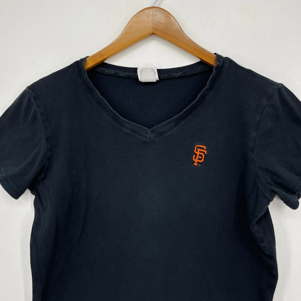 Camiseta para mujer de los Gigantes de San Francisco L negra cuello en V de colección años 90 EE. UU. suave como una uva Foto 2 de 4