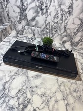 Panasonic DMP-BDT100 Blu-Ray 2D/3D DVD player And Remote D4