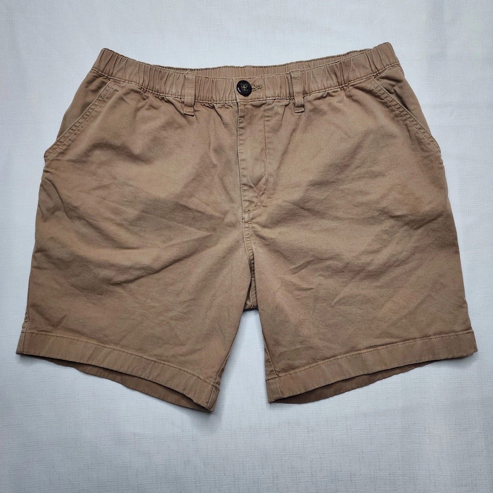 Chubbies Shorts Boomshakalka Mens Large Khaki Elastic Waist 7 Inch Inseam Preppy