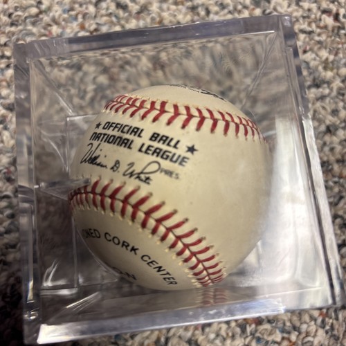 garry maddox signed baseball , Phillies With Case & Button - Picture 3 of 8