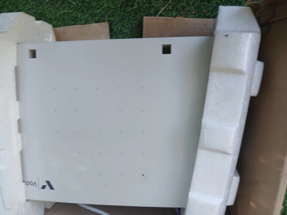 NEW Vodavi STS 3501-00 4x8x2 Phone System KSU - Image 2 of 4