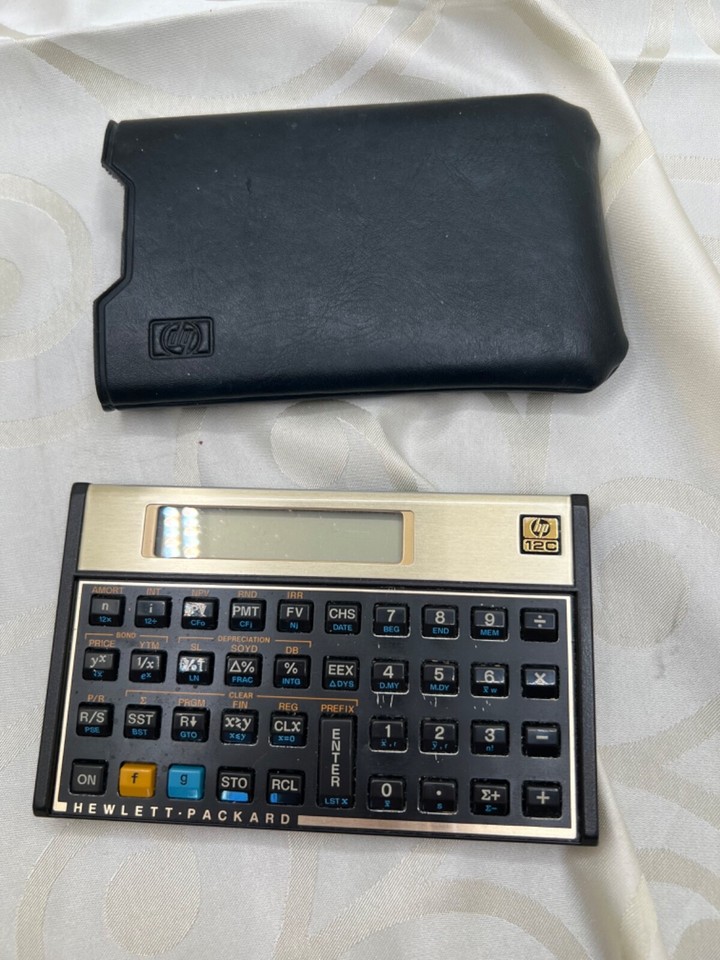 Calculatrice Financière HP 12C – Vintage – Fonctionnelle (Occasion)