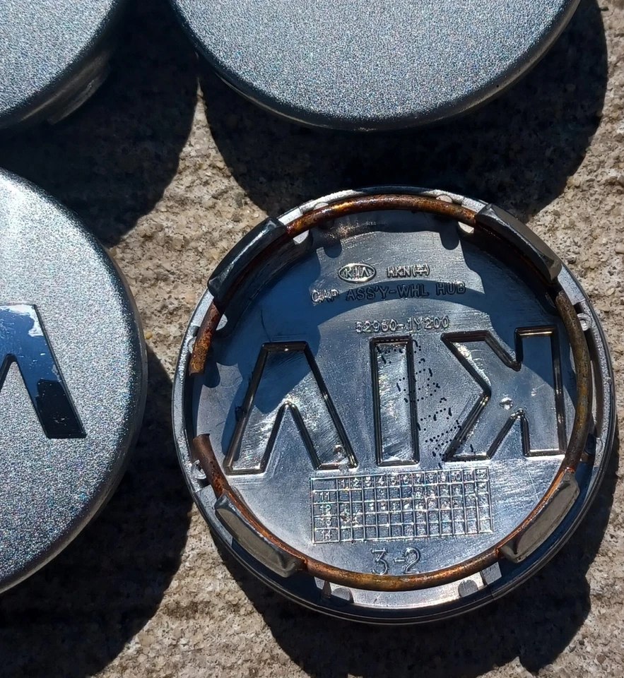 Kia Sportage Optima Soul Rio Forte center cap set of 4, 2011-2016 p/n 529601Y200 - Image 3 of 3