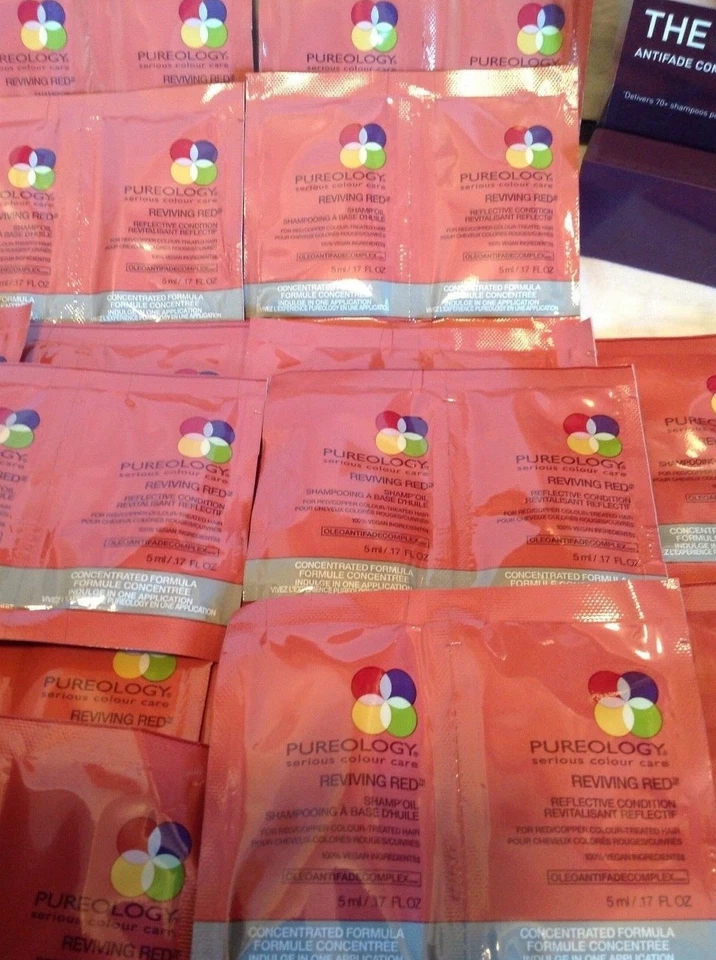 Champú y acondicionador Pureology Reviving Red 18 PAQUETES DE MUESTRA DE .17 OZ Foto 2 de 4