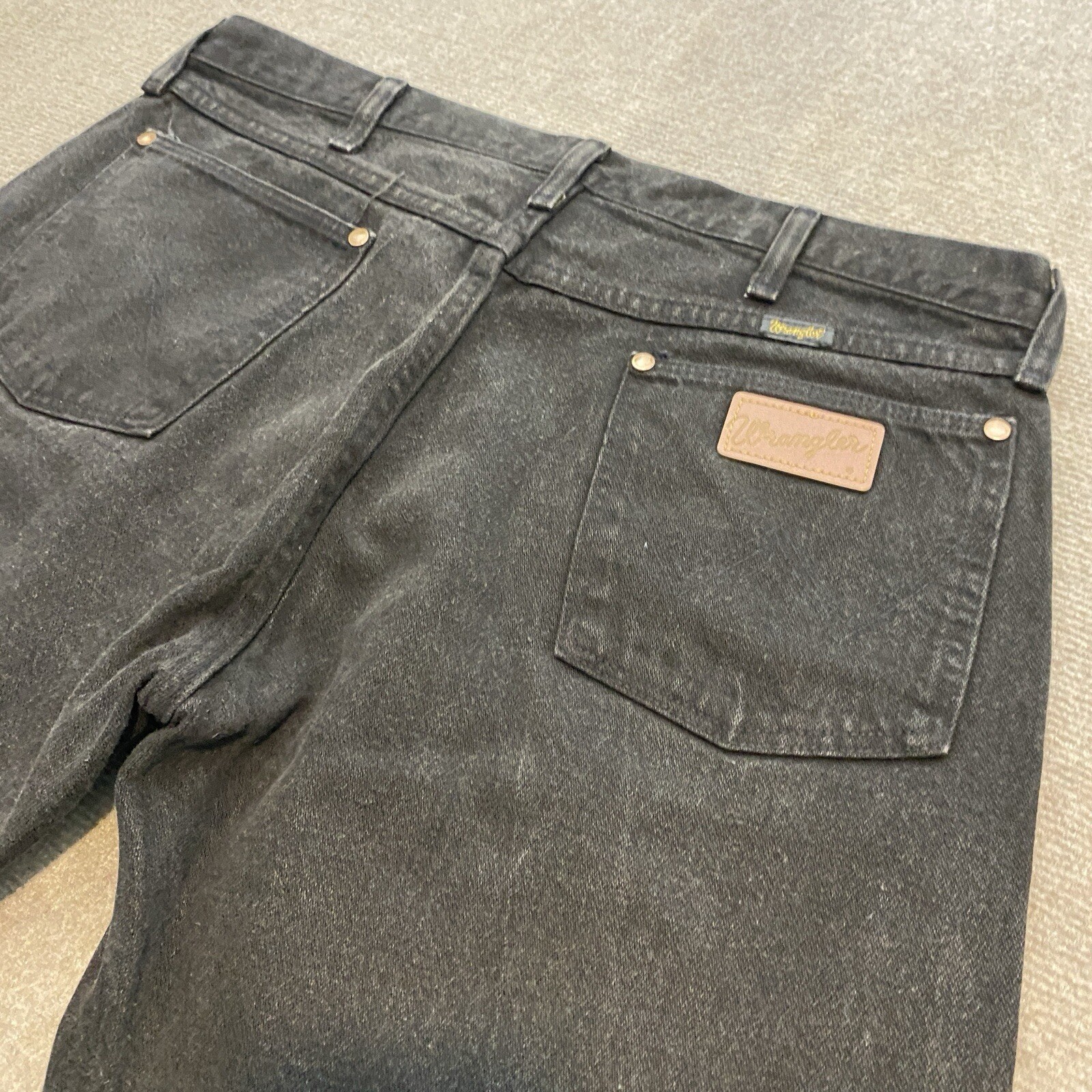vtg Wrangler Jeans Mens 38 Fits 37x30 Faded Black 13MWZ Cowboy Cut USA Made 80s