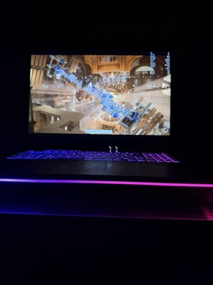 Asus ROG Strix G18 G814 18 240Hz QHD+ 2.5GHz Ryzen 9 9955HX 32GB 1TB RTX 5070