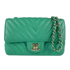 Auth CHANEL V Stitch Chian Shoulder Bag Green/Gold Leather/Metal - z7888