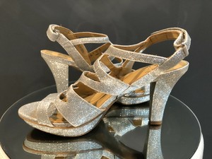 naturalizer dianna silver glitter