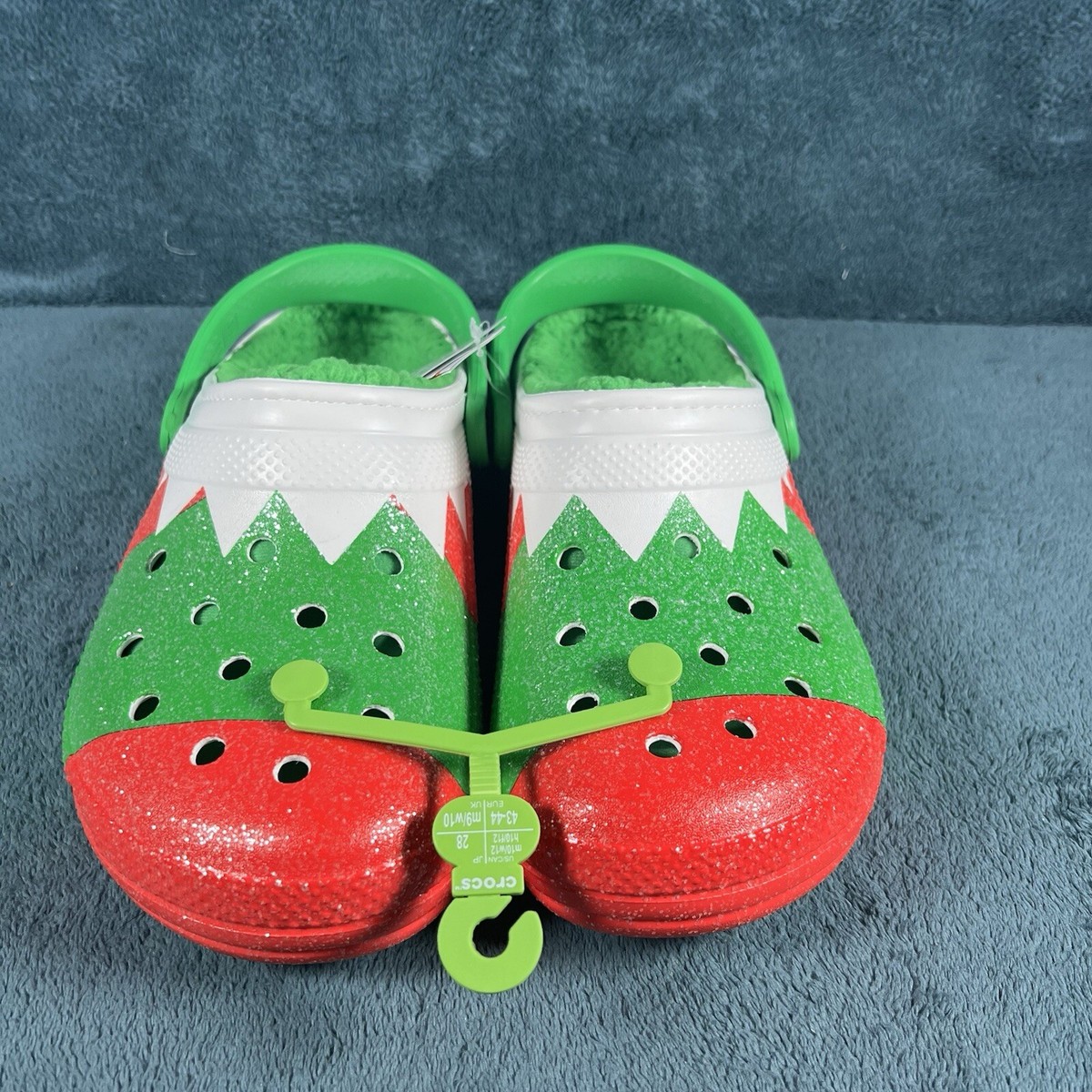 Crocs Classic Lined Holiday Christmas Elf Fur Lined Clogs  display picture 1