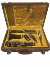 Vintage Conservarte Clarinet with case Good Condition