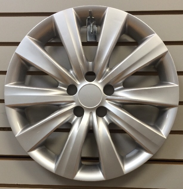NEW 20112013 TOYOTA COROLLA 16" Hubcap Wheelcover AM eBay