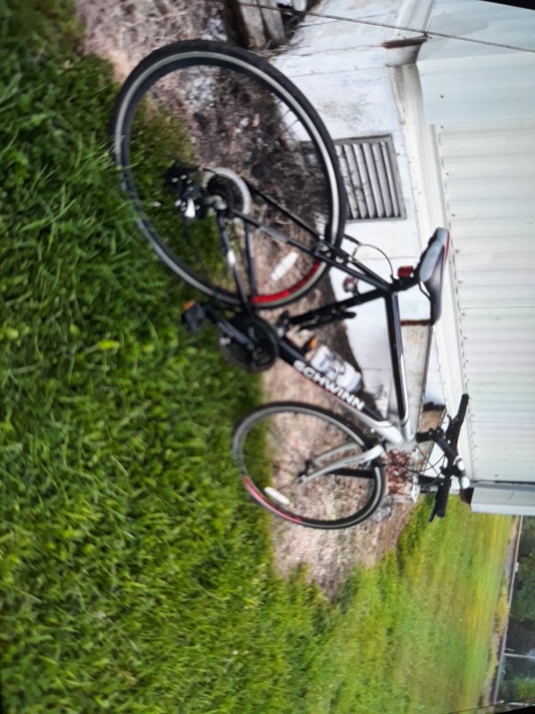schwinn varsity 1200 Racing bike - pickup only
