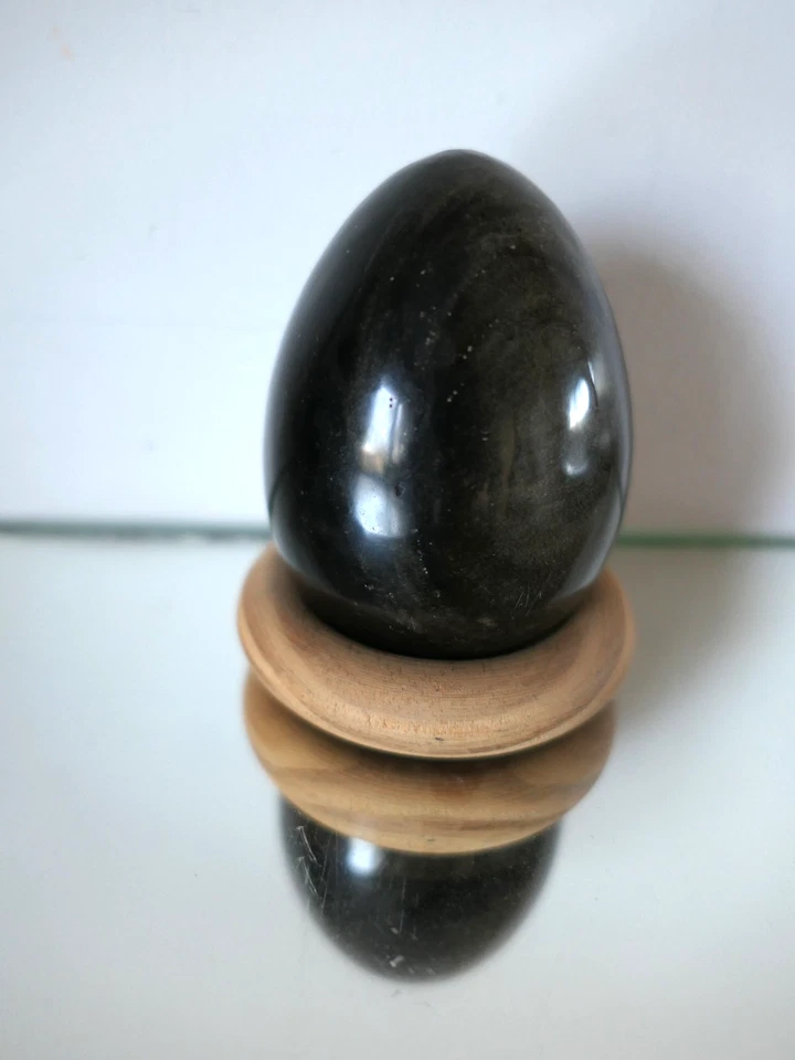 Gros oeuf en pierre polie obsidienne argentée dorée 8 cm - Photo 4/4