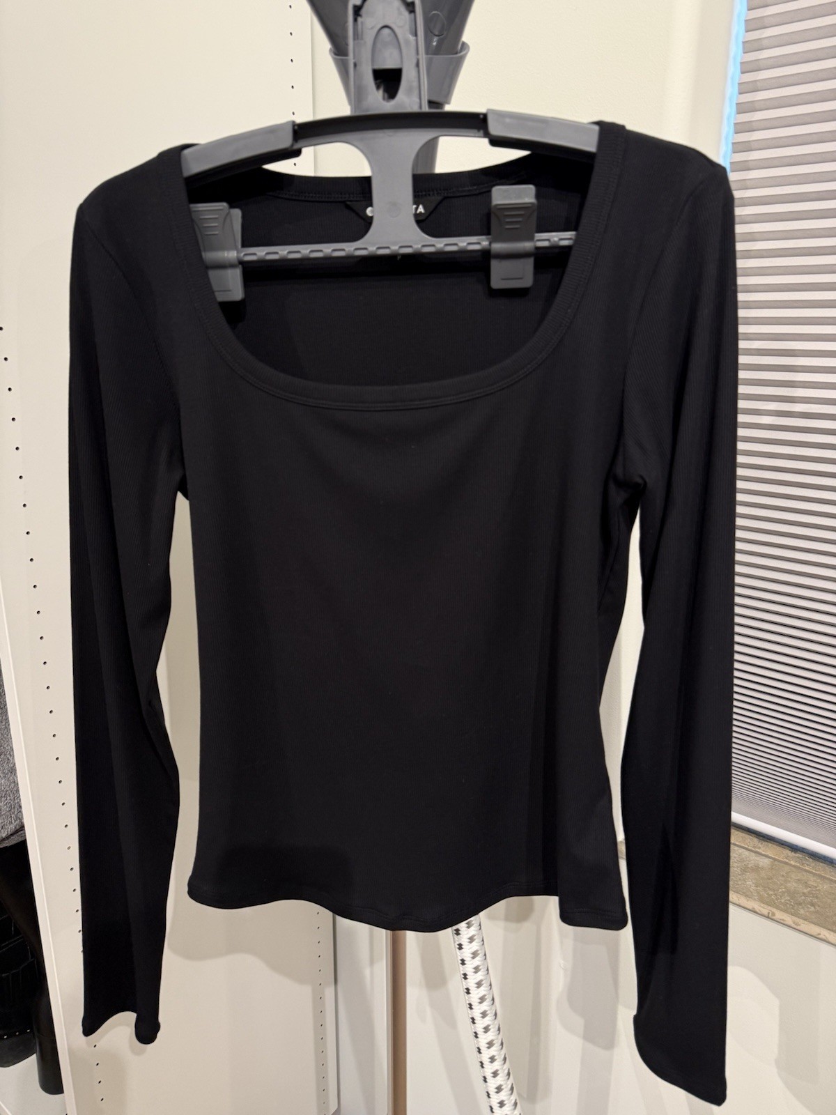 Athleta Fitted Ribbed Stretchy Basic Black Long S… - image 1