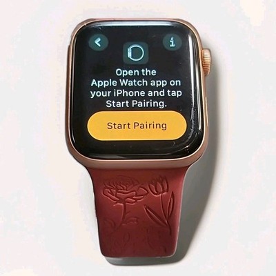 Unlocked Apple Watch Series 4, 44MM Rose Gold, Bundle w/ GPS & 6 Extra Straps