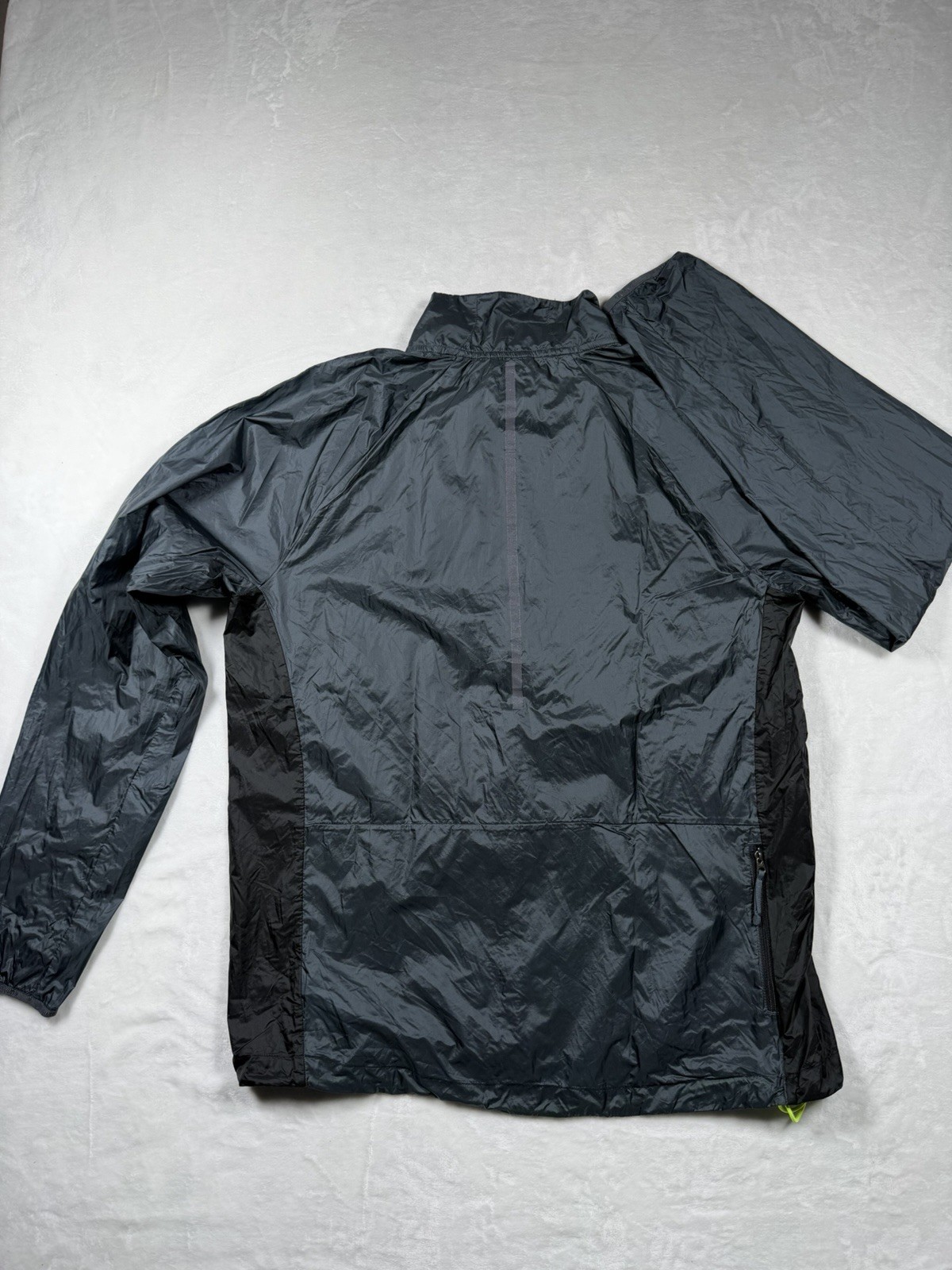 Brooks Lightweight Packable Running Wind Rain Jac… - image 9