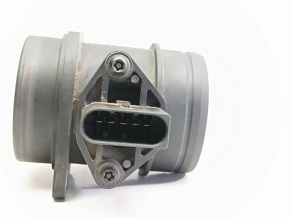 Volkswagen Golf IV 1999 gasolina 81kW medidor de masa de aire medidor de caudal de aire UST127243 Foto 4 de 4