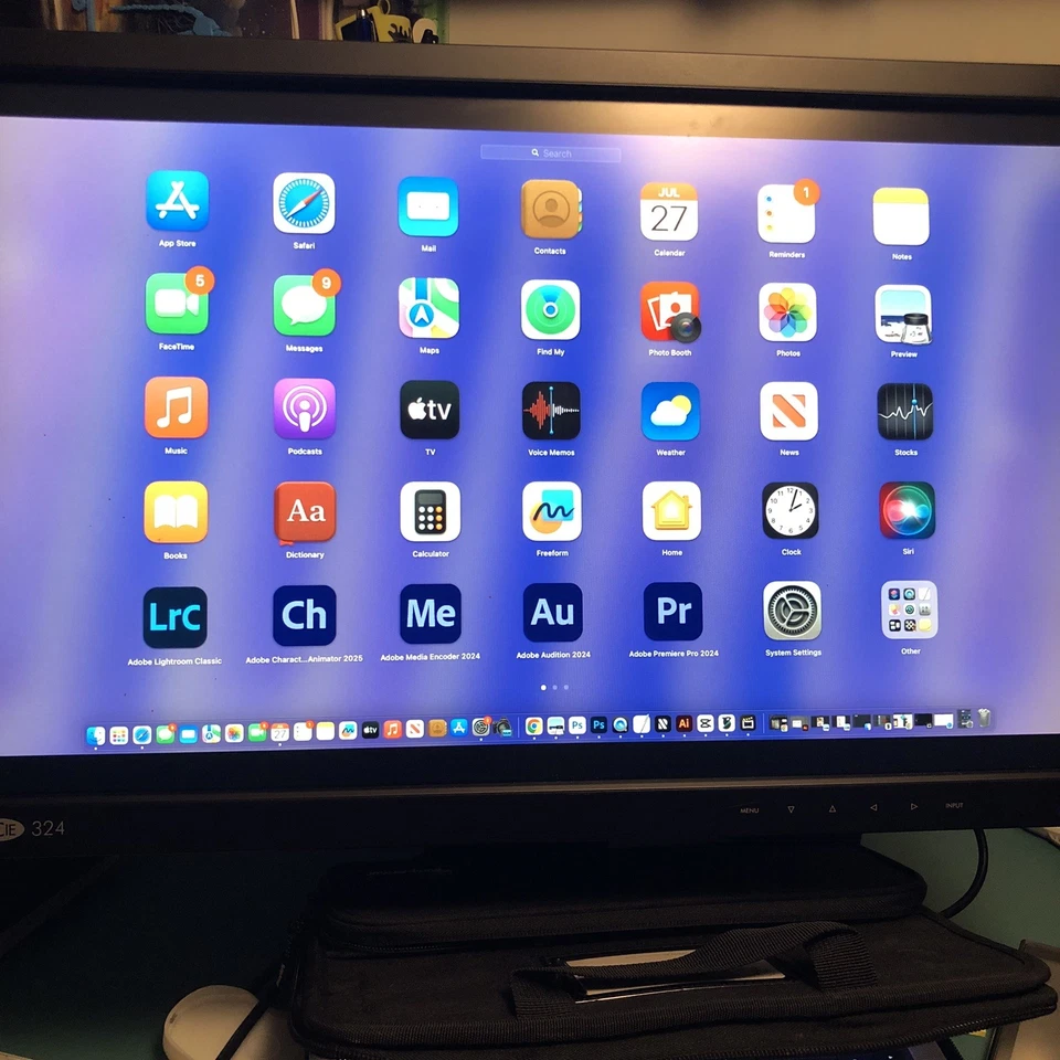 Lacie 324 LCD Monitor " Wide Gamut Display Creative Professionals Imaging - Image 2 of 4