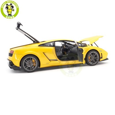 1/18 Lamborghini Gallardo LP570-4 Superleggera Autoart 74658