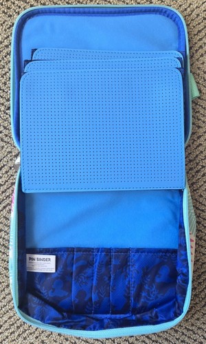 2024 Pokemon World Championships Competitor Pin Binder Bag Hawaii Honolulu - Picture 2 of 3