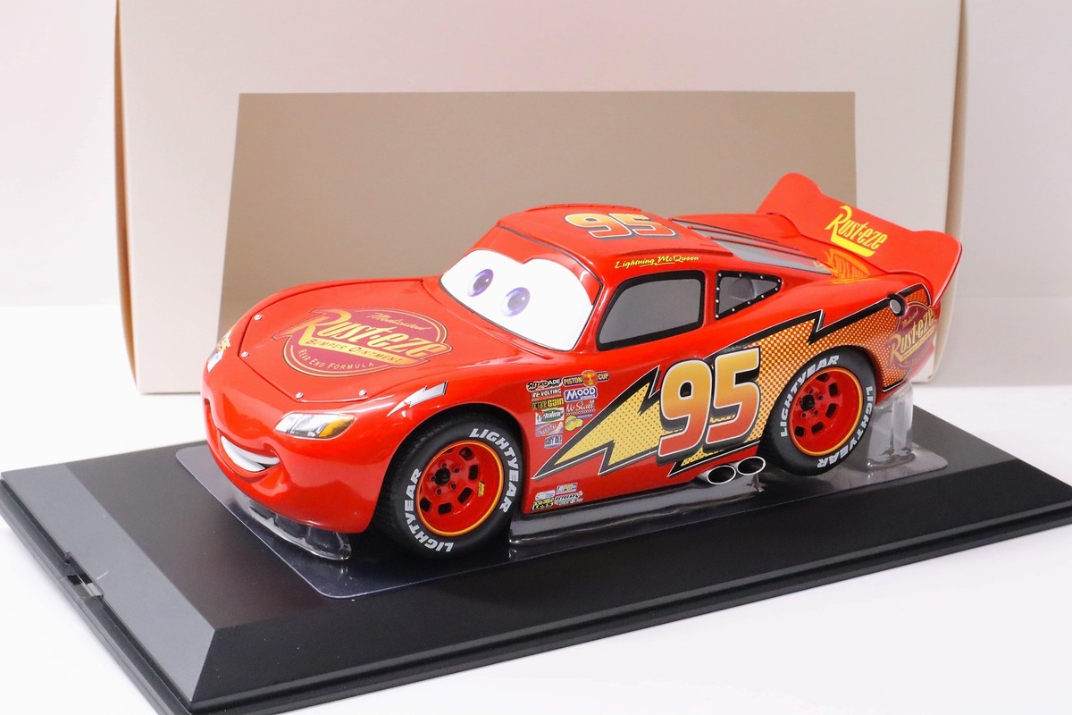 値下げシュコー 1/18カーズ ライトニング・マックィーンschuco cars 値下げシュコー 1/18カーズ ライトニング・マックィーンschuco cars