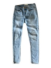 Levi Strauss & Co Women's Red Tab Denim Jeans Mid Rise Med Wash 27W x 30L  pant