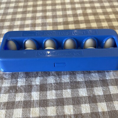 ONE DOZEN EGGS - Count 'Em CHILD Guidance COUNTING Eggs TOY - Vintage 80 s Rare!