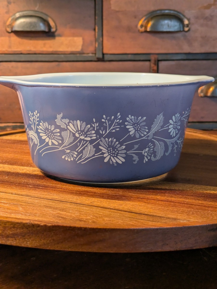 VINTAGE PYREX BLUE FLORAL COLONIAL MIST # 473-B Glass CASSEROLE