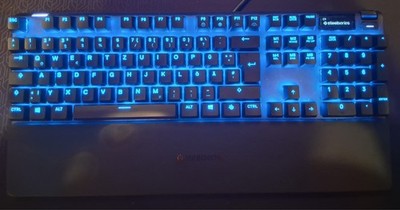 SteelSeries Apex Pro HyperMagnetic Gaming-Tastatur - weltweit schnellste Tastatu