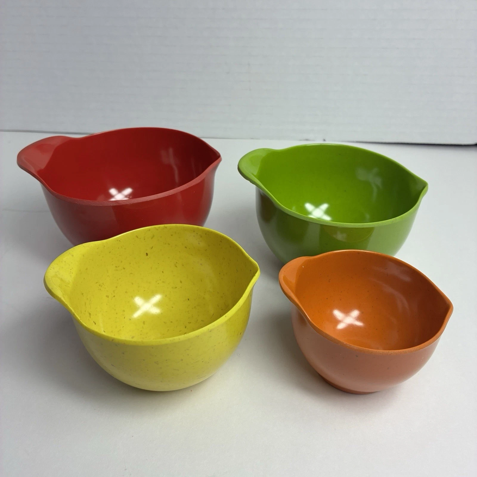 Vintage Trudeau Set Of 4 Melamine Measuring Cups, 4 Colors 1, 3/4, 1/2, 1/4 Cups
Opens in a new wind