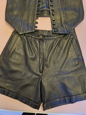 Lederhose kurz und Lederweste Schwarz Gr. 36 Top Zustand