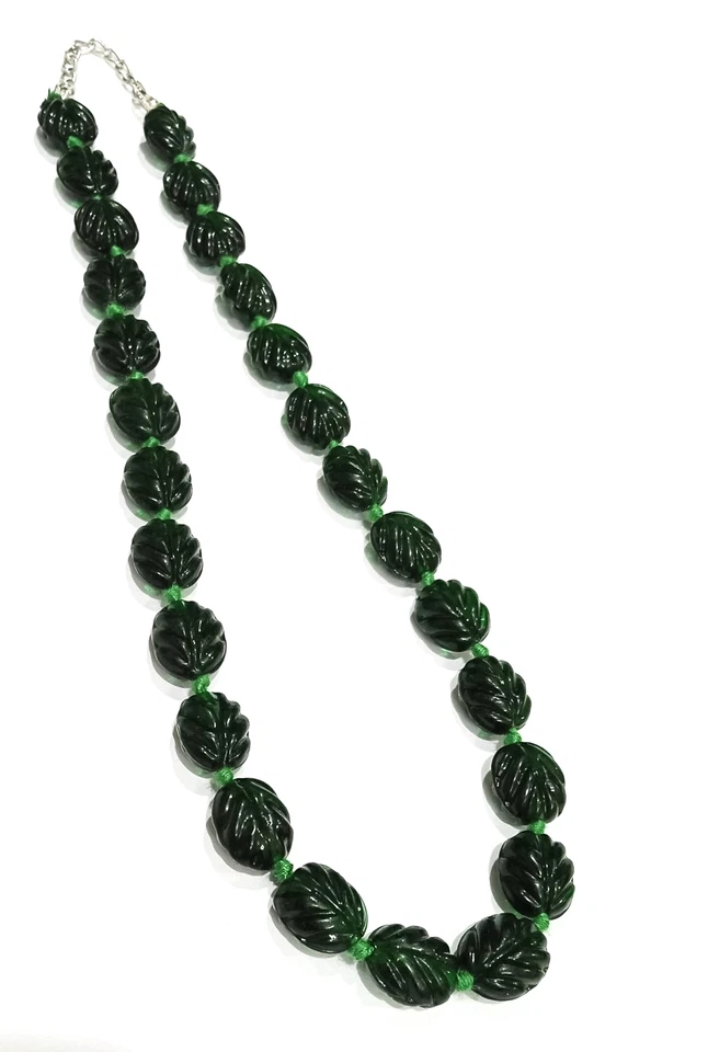 Green Emerald Necklace, Oval Carved Beads, Hand Knotted, Statement Necklace - Image 3 of 4
