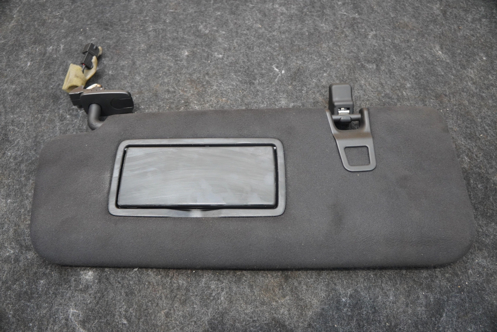 Left Driver Sun Visor Shade Mirror Screen 670269812 Maserati Grecale Modena 2023