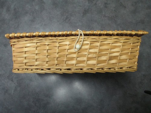 Basket with Lid, Woven Wicker / Rattan Wood Storage Basket - Picture 8 of 11