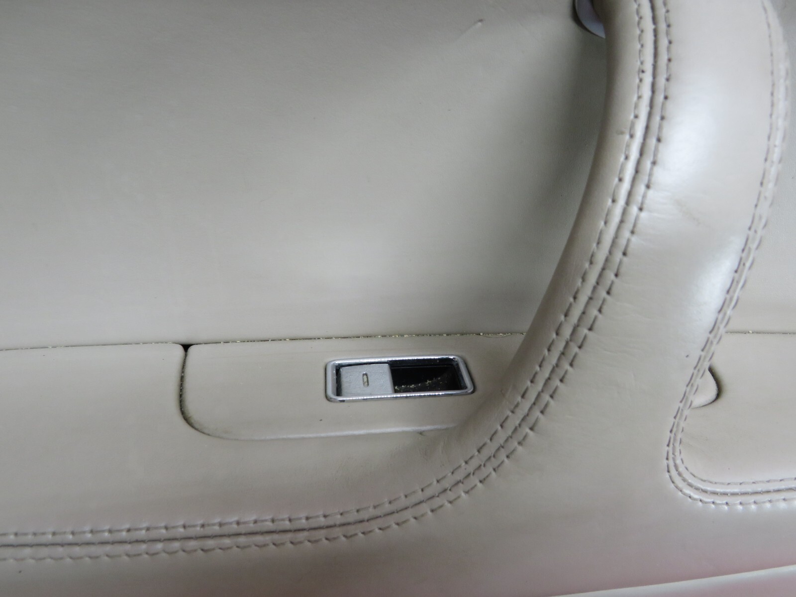 2006 BENTLEY FLYING SPUR LEFT REAR DOOR PANEL