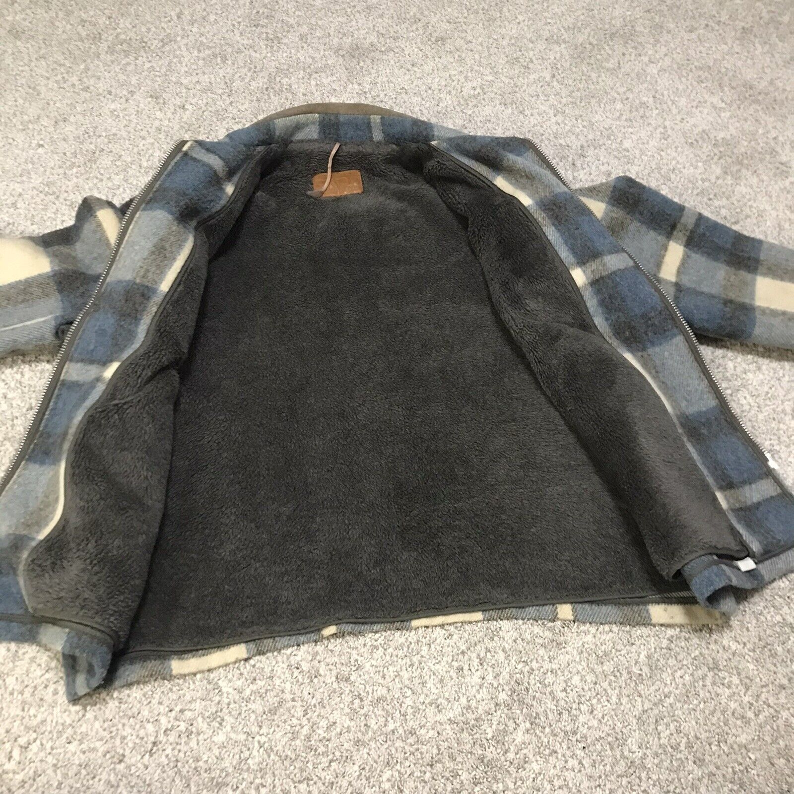 Picture 11 of 15