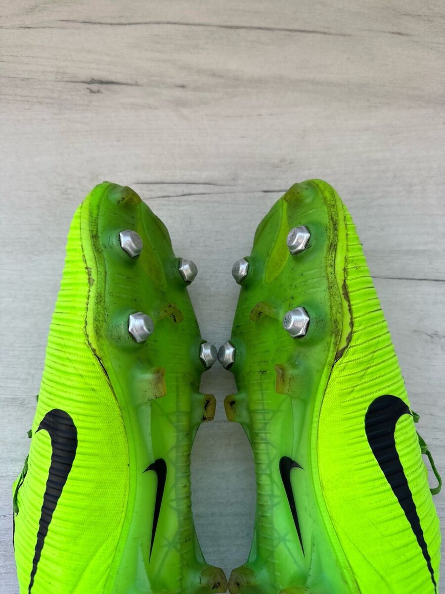 Nike Mercurial Vapor 11 SG ACC Green Football Soccer Cleats Nike Mercurial Vapor 11 SG ACC Green Football Soccer Cleats