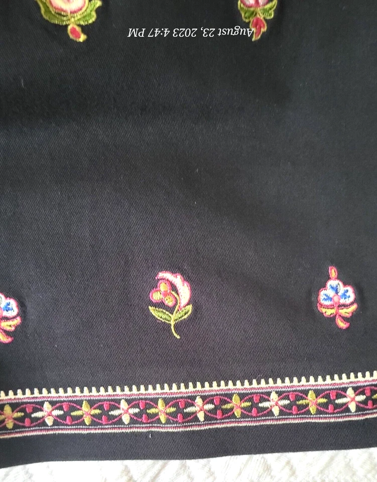 Beautiful Dana Buchman Embroidered Floral Navy Blue Cotton Skirt 12 - Image 3 of 4