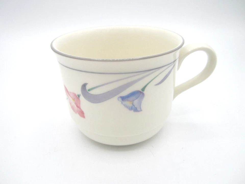 Juego de 4 tazas Lenox Chinastone White Glories on Grey 8 oz 2 3/4" x 4 1/2" (451) Foto 3 de 4