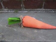 GARDEN SPRING CARROT ORNAMENT VEGETABLE COUNTRY PRIMITIVE ORANGE POLKA DOT NEW
