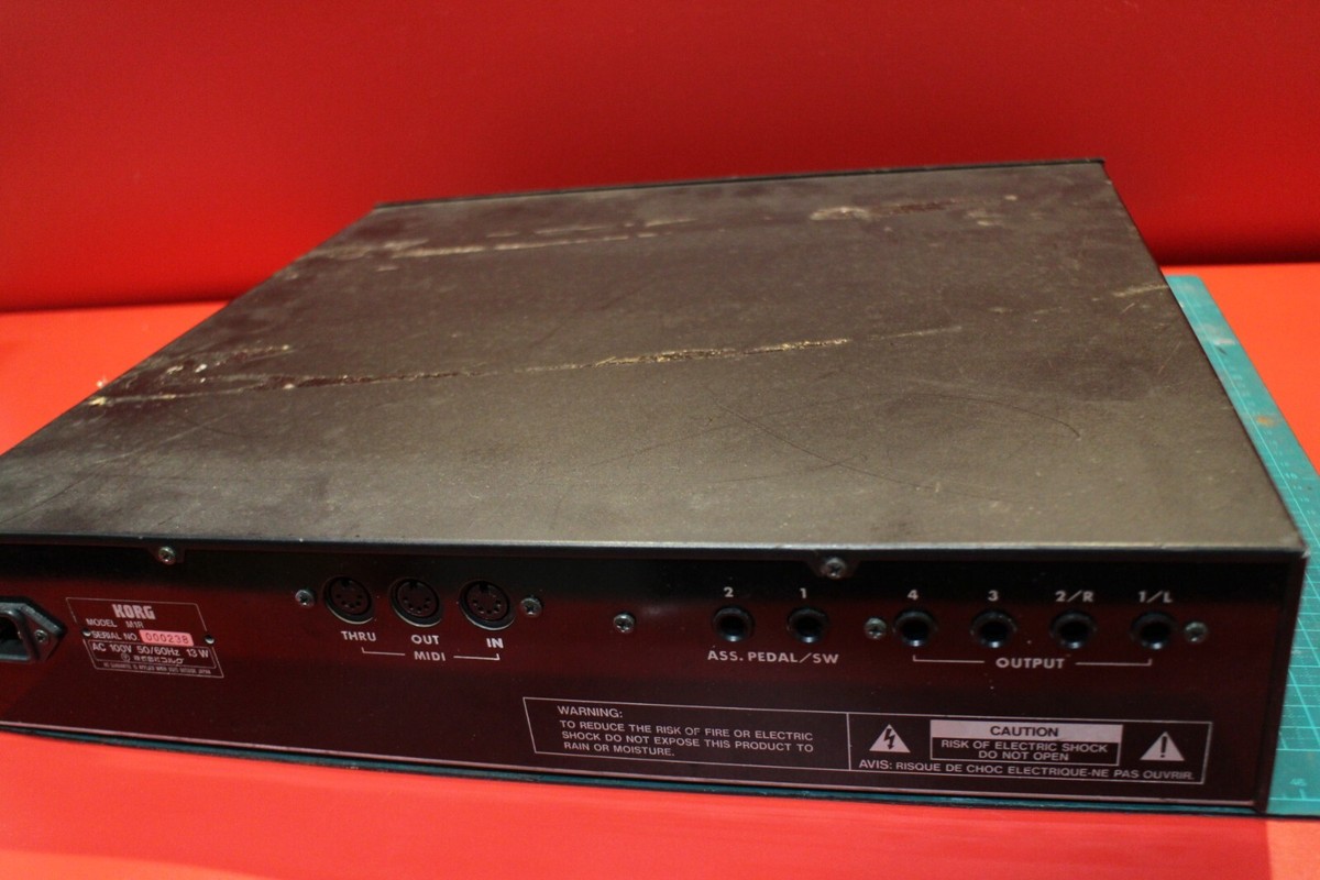 USED KORG M1R M1 Music Workstation Rack Sequencer Synthesizer m1r